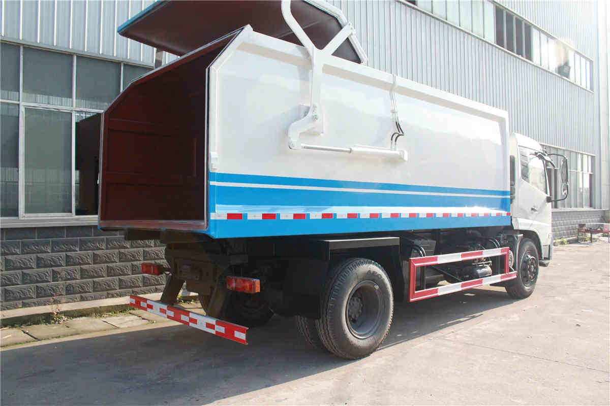  东风天锦压缩式对接垃圾车
