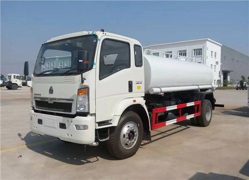  重汽豪曼轻卡洒水车
