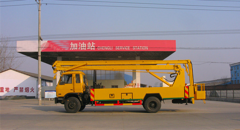 东风153高空作业车