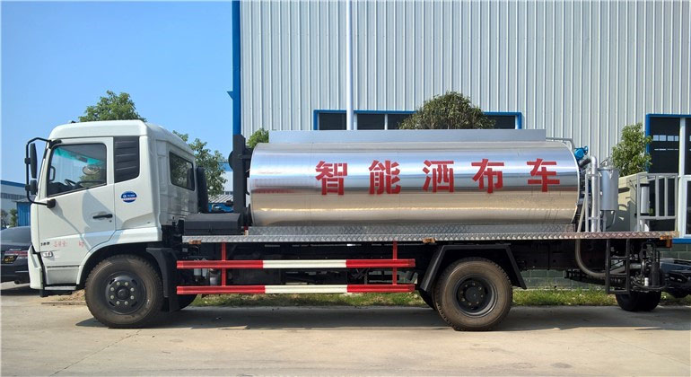  东风天锦沥青洒布车