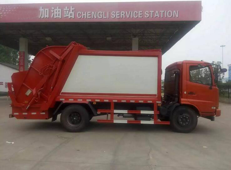  东风嘉运压缩式垃圾车