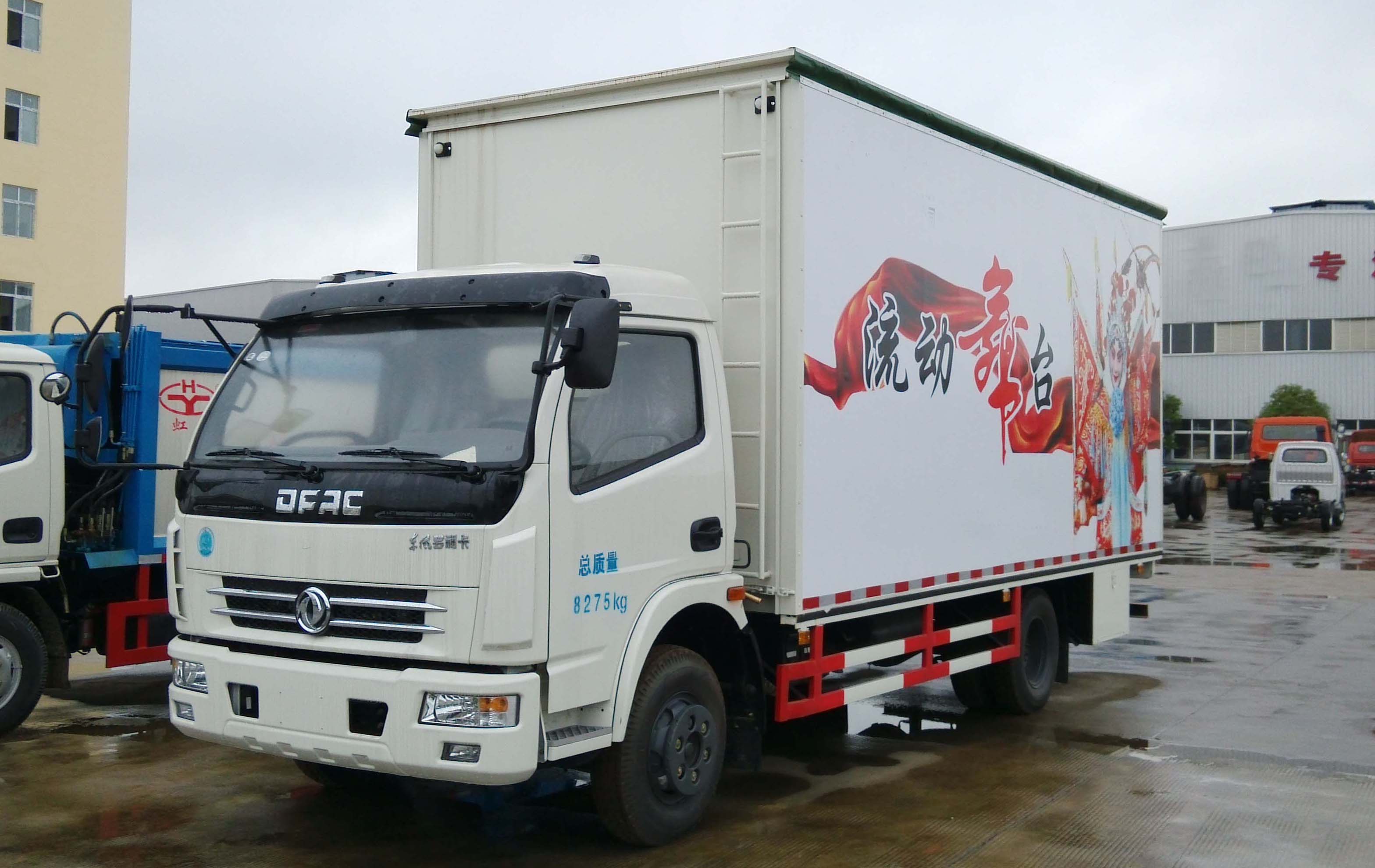  东风多利卡舞台车