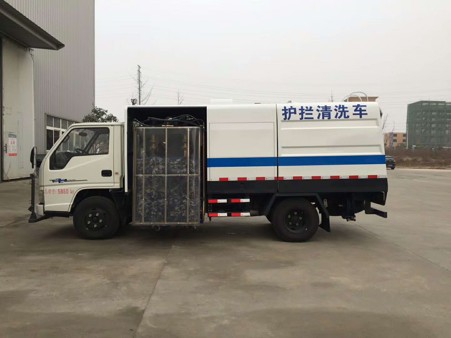  江铃护栏清洗车（免征）
